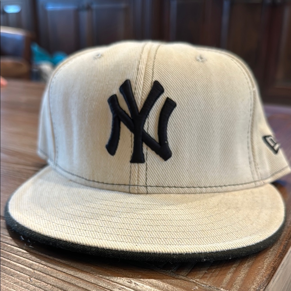 New Era Beige NY Yankees Cap